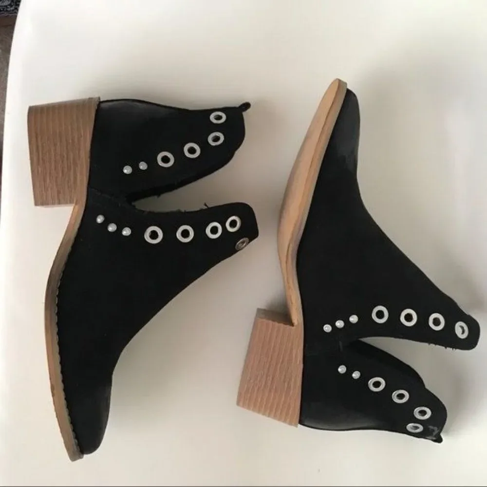 WANTED Western Rivet Grommet Ankle Boots Size 8.5 Black NWOB